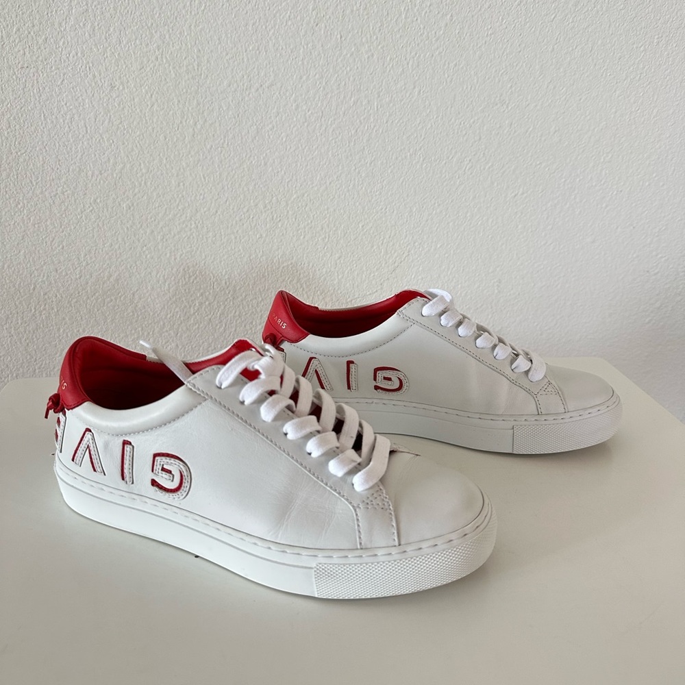 Givenchy sneakers size 36